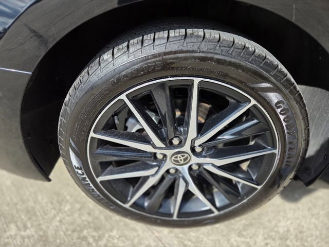Used 2023 Toyota Camry SE image 13
