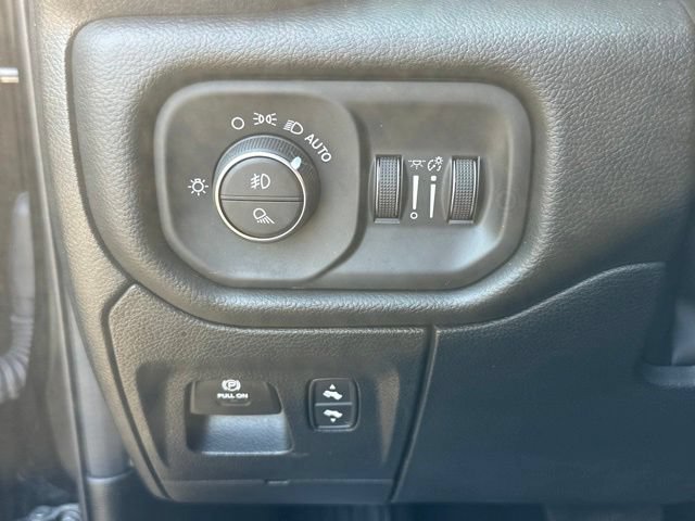 Used 2026 RAM 1500 Laramie w/ Night Edition AWD/4WD image 12