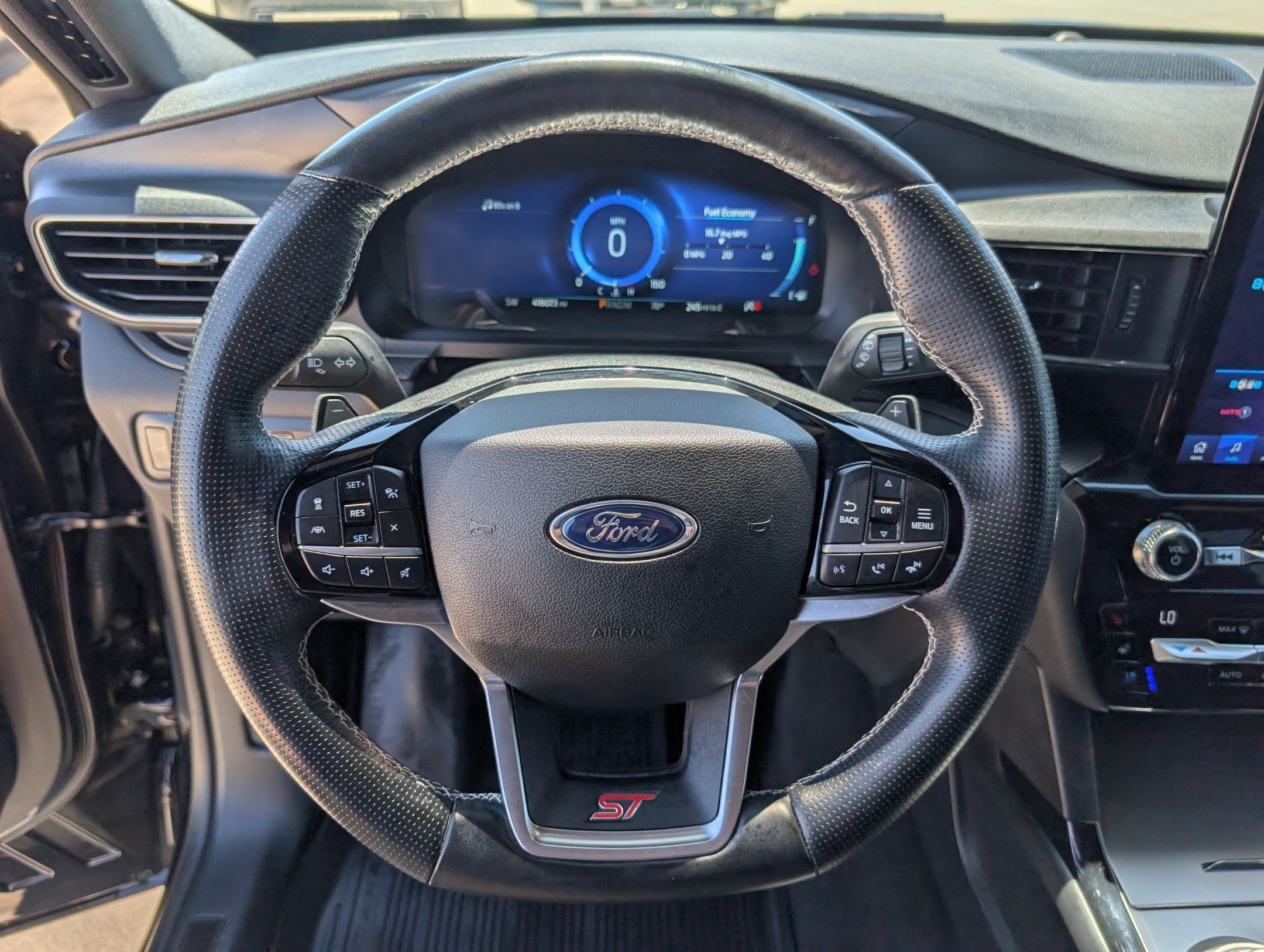 Used 2021 Ford Explorer ST w/ Equipment Group 401A AWD/4WD image 16