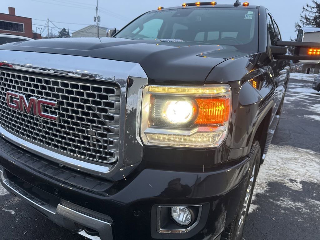 Used 2016 GMC Sierra 2500 Denali w/ Duramax Plus Package image 46