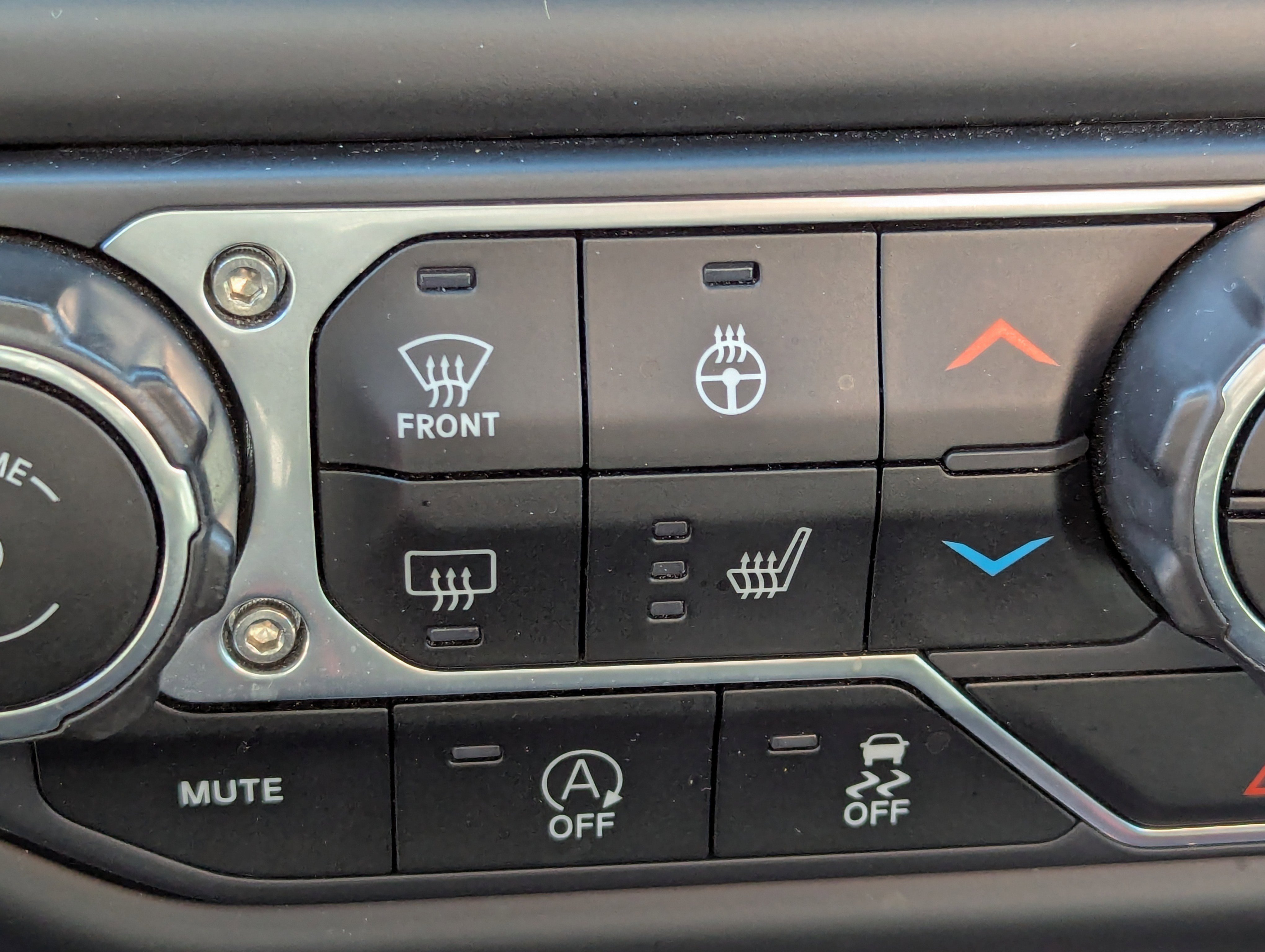 Used 2021 Jeep Wrangler Unlimited Sahara image 23