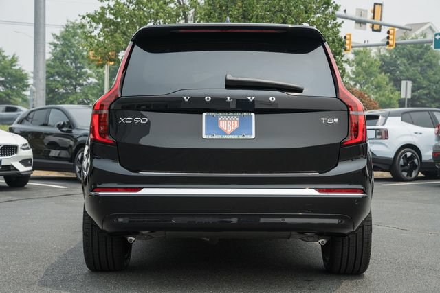 New 2026 Volvo XC90 T8 Plus w/ Protection Package Premier AWD/4WD image 6