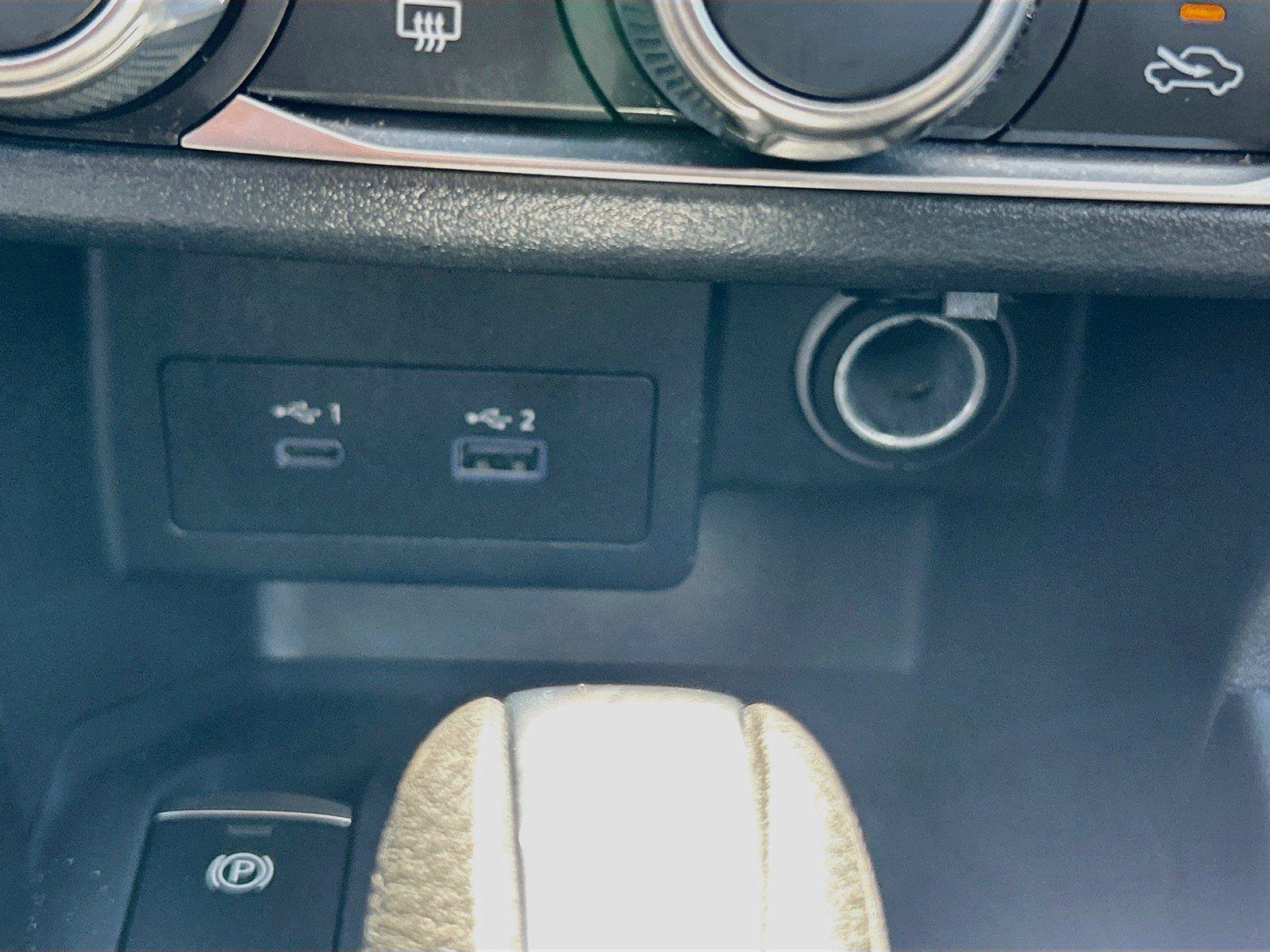 Used 2024 Nissan Kicks SV FWD image 27