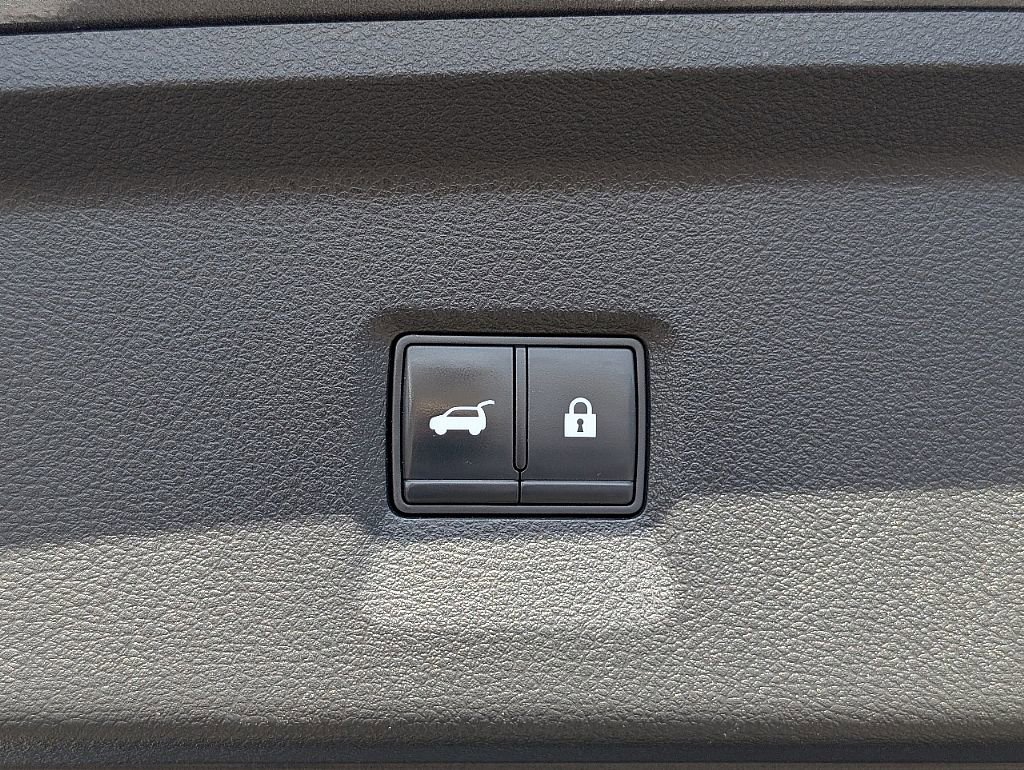 Used 2022 INFINITI QX60 Luxe image 16