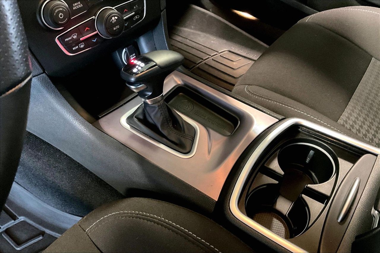 Certified 2022 Dodge Charger Scat Pack w/ Navigation & Travel Group RWD image 31