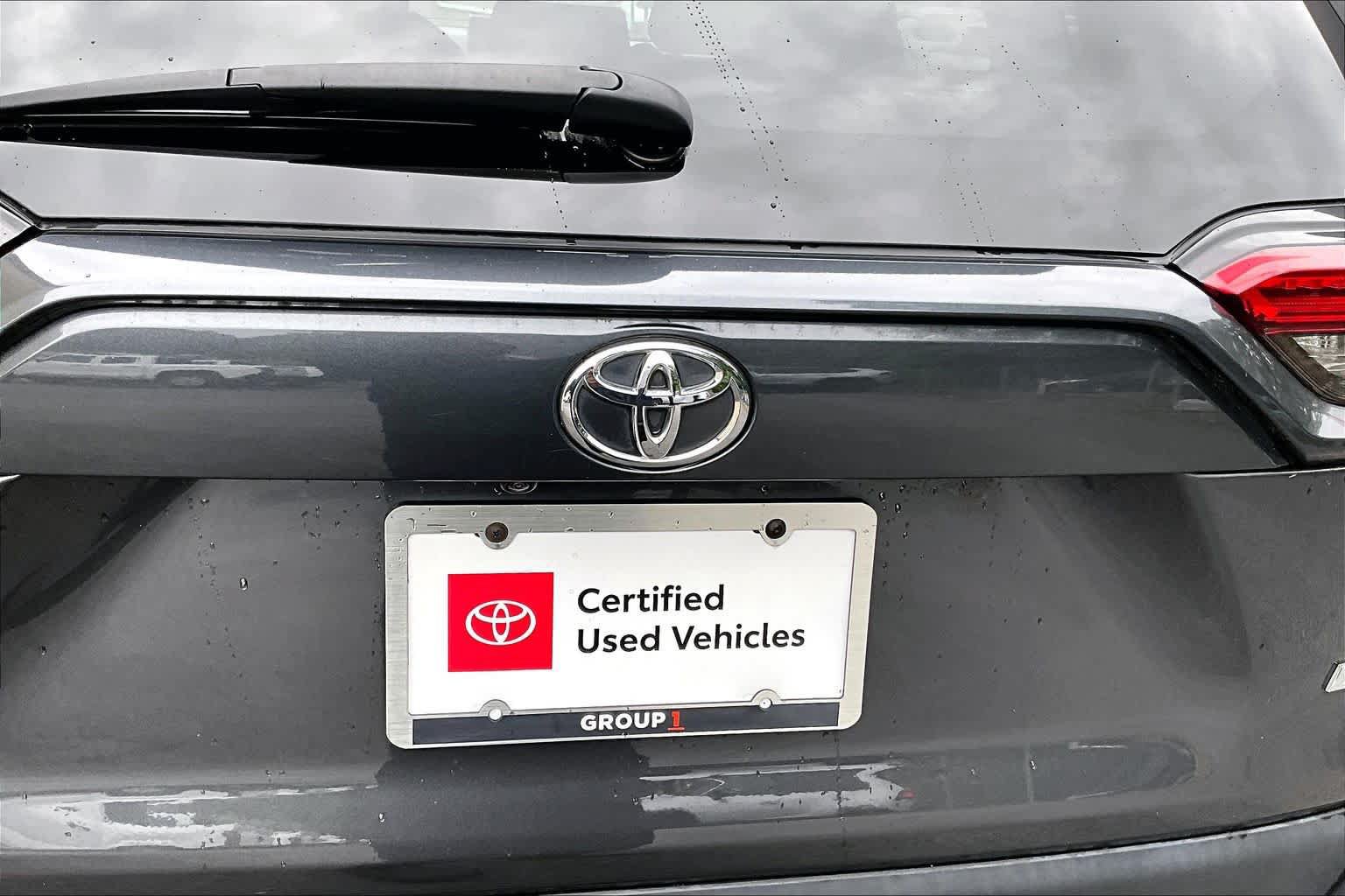 Certified 2023 Toyota RAV4 LE FWD image 31