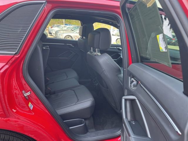 Used 2024 Audi Q3 2.0T Premium Plus image 36