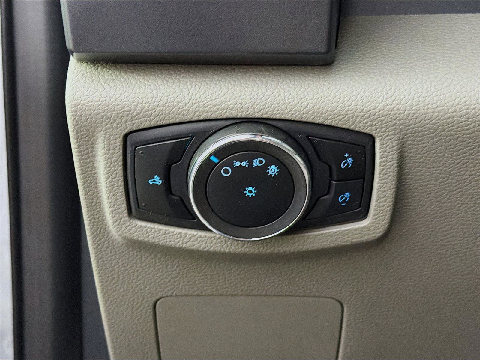 Used 2022 Ford F250 XLT AWD/4WD image 10