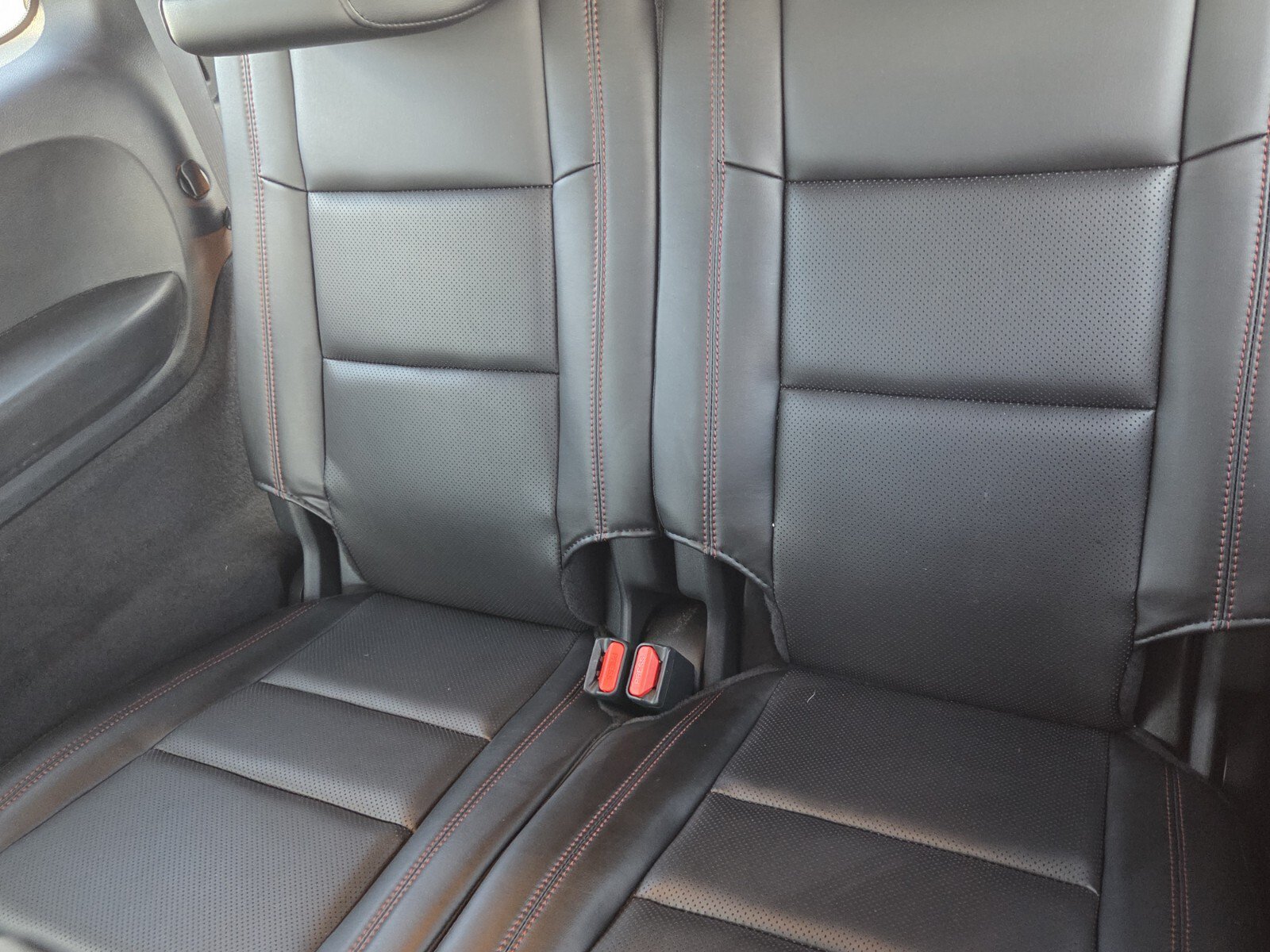 Used 2023 Dodge Durango R/T RWD image 6