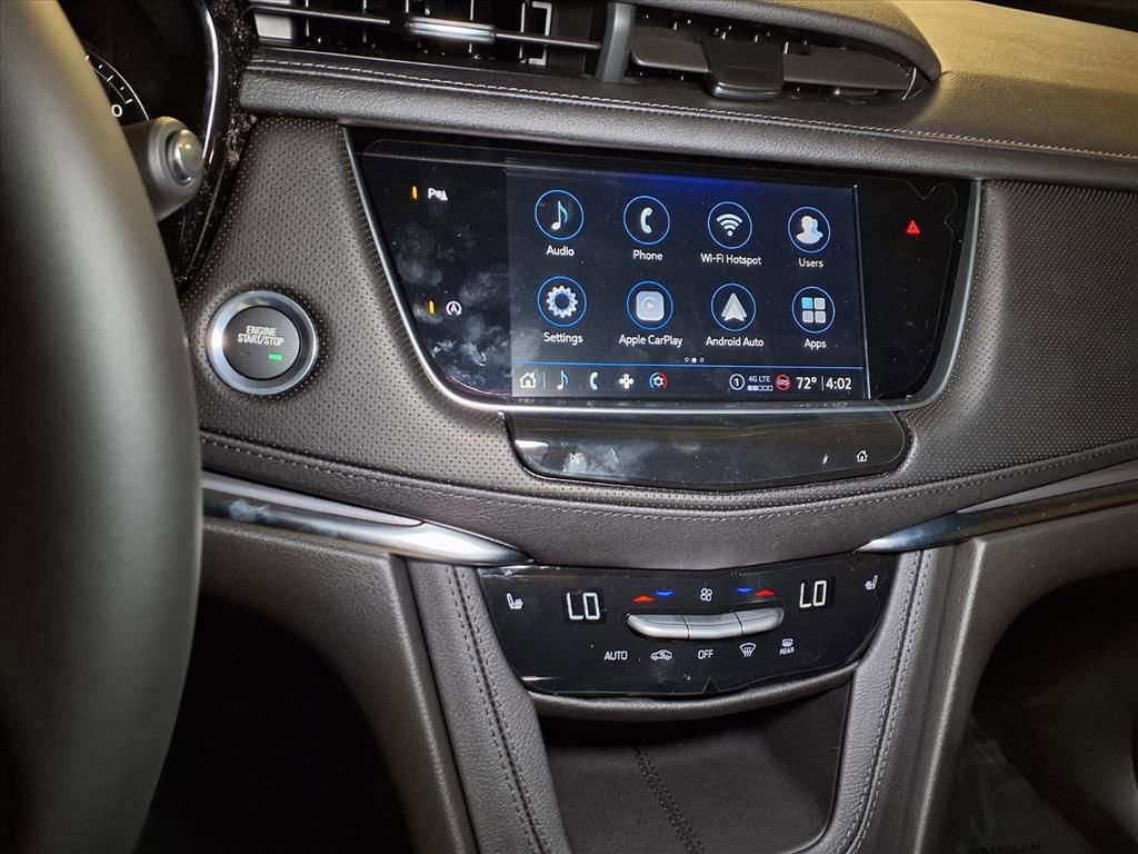 New 2026 Cadillac XT5 Luxury image 18