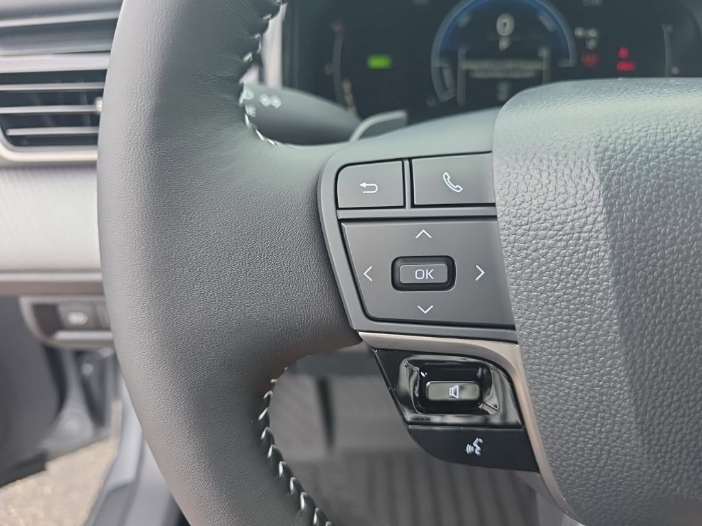 New 2026 Toyota Camry SE FWD image 16