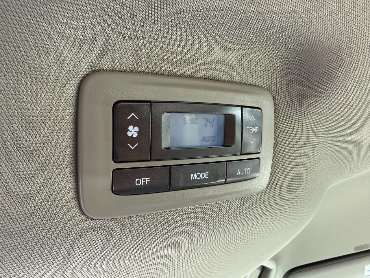 Used 2019 Toyota Sienna LE image 14