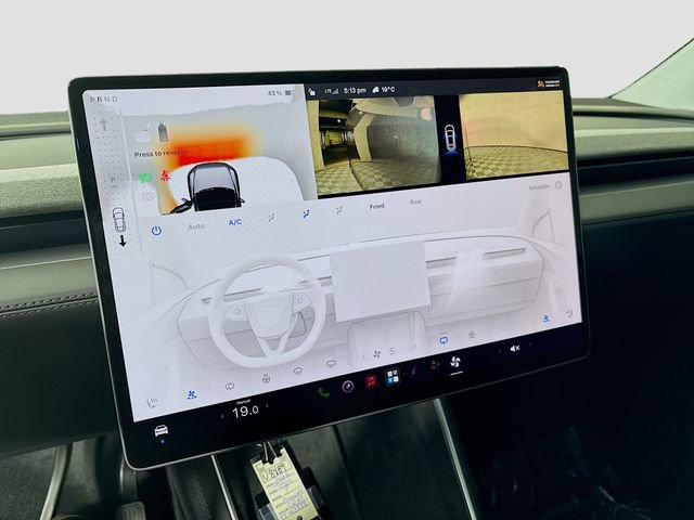 Used 2026 Tesla Model Y 2WD image 17
