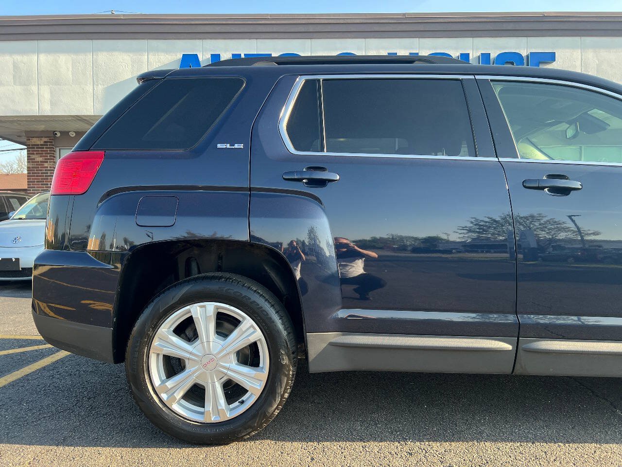Used 2017 GMC Terrain SLE w/ Convenience Package AWD/4WD image 39
