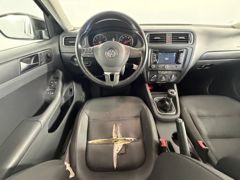 Used 2012 Volkswagen Jetta SE FWD image 61