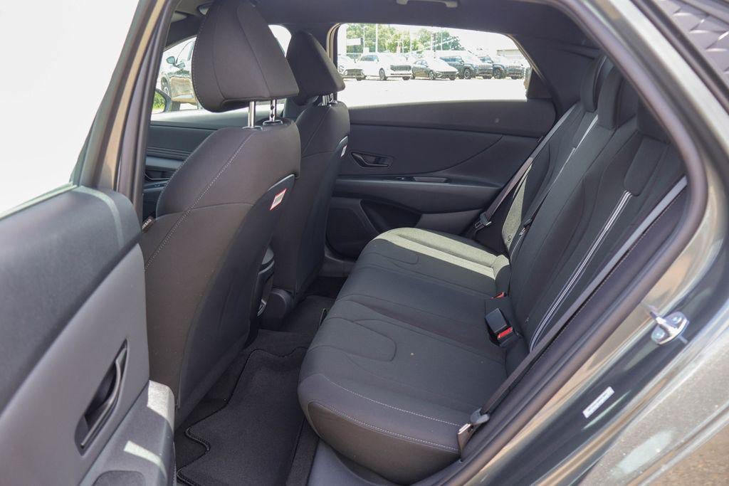 New 2026 Hyundai Elantra Sport FWD image 9