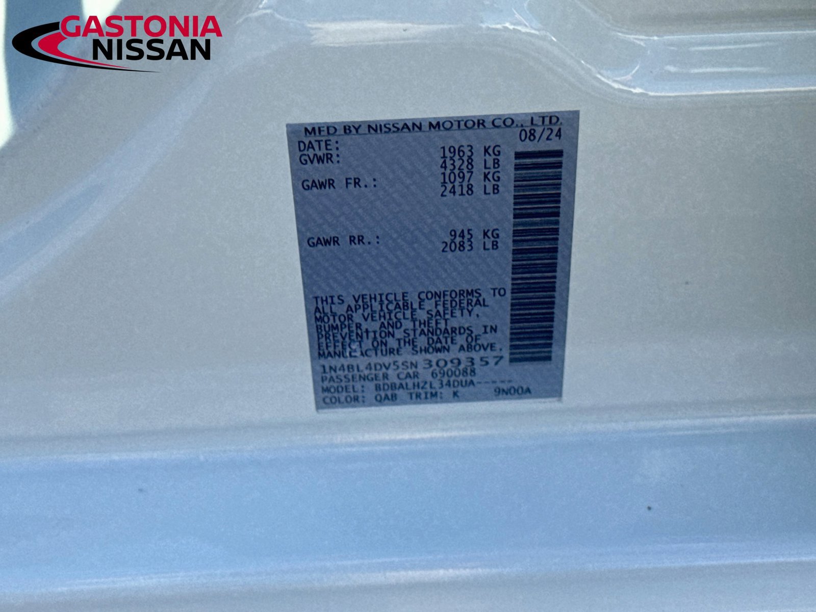 Used 2025 Nissan Altima 2.5 SV FWD image 37