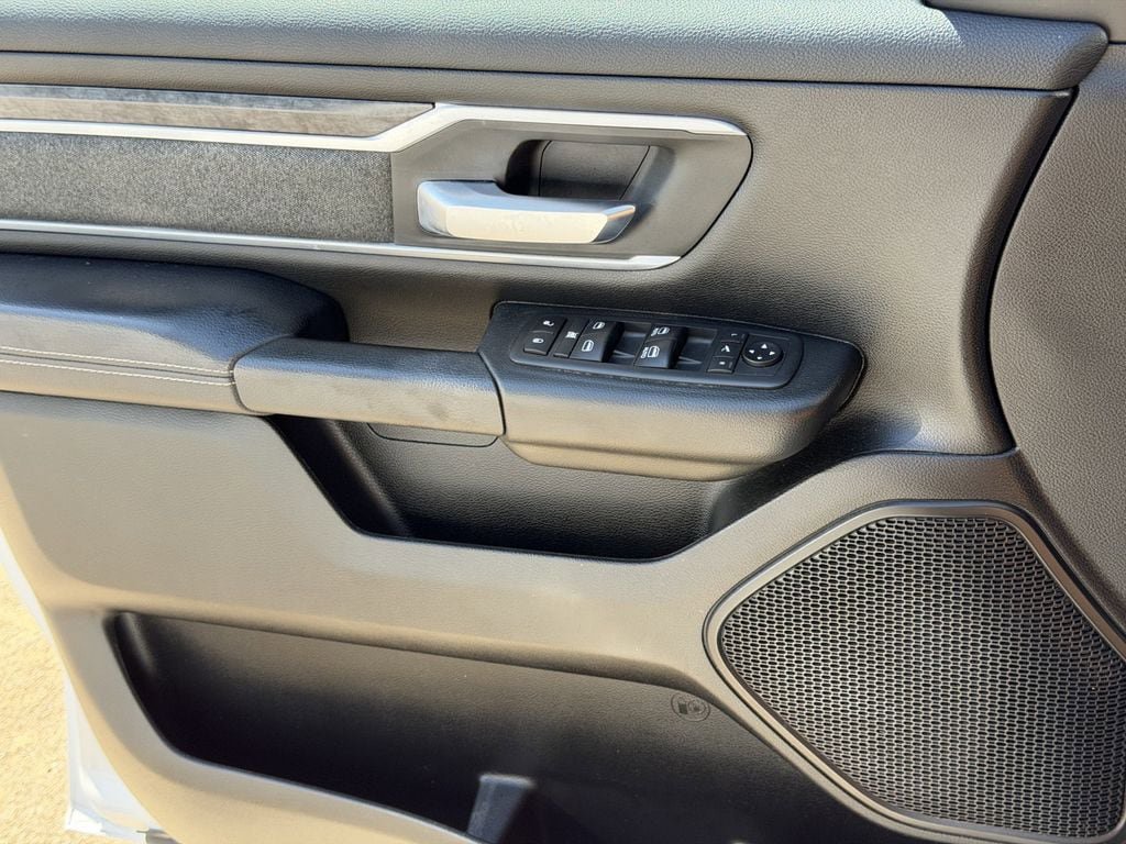 Used 2020 RAM 1500 Lone Star RWD image 25