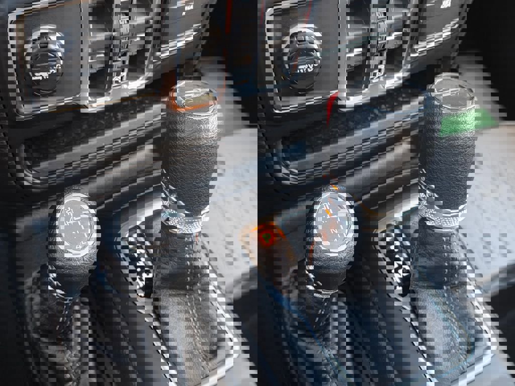 New 2026 Jeep Gladiator Sport image 19