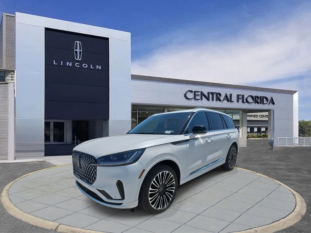 Used 2025 Lincoln Aviator Black Label image 7