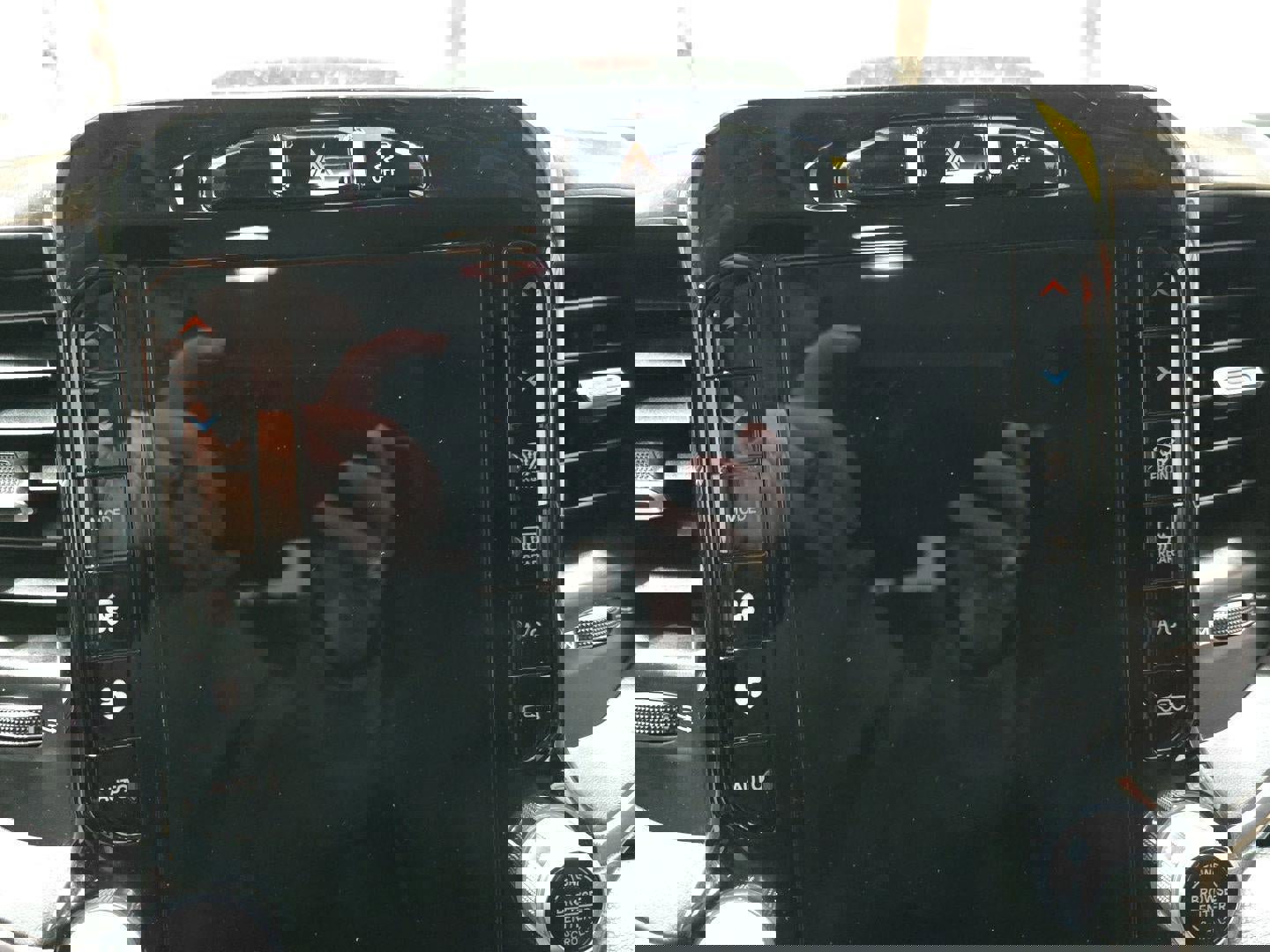 Used 2024 RAM 2500 Laramie image 16