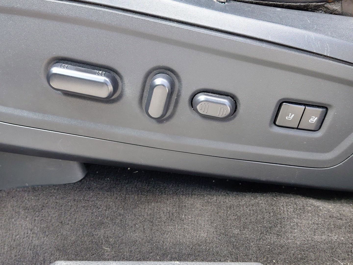 Used 2016 Lincoln Navigator L Select AWD/4WD image 28