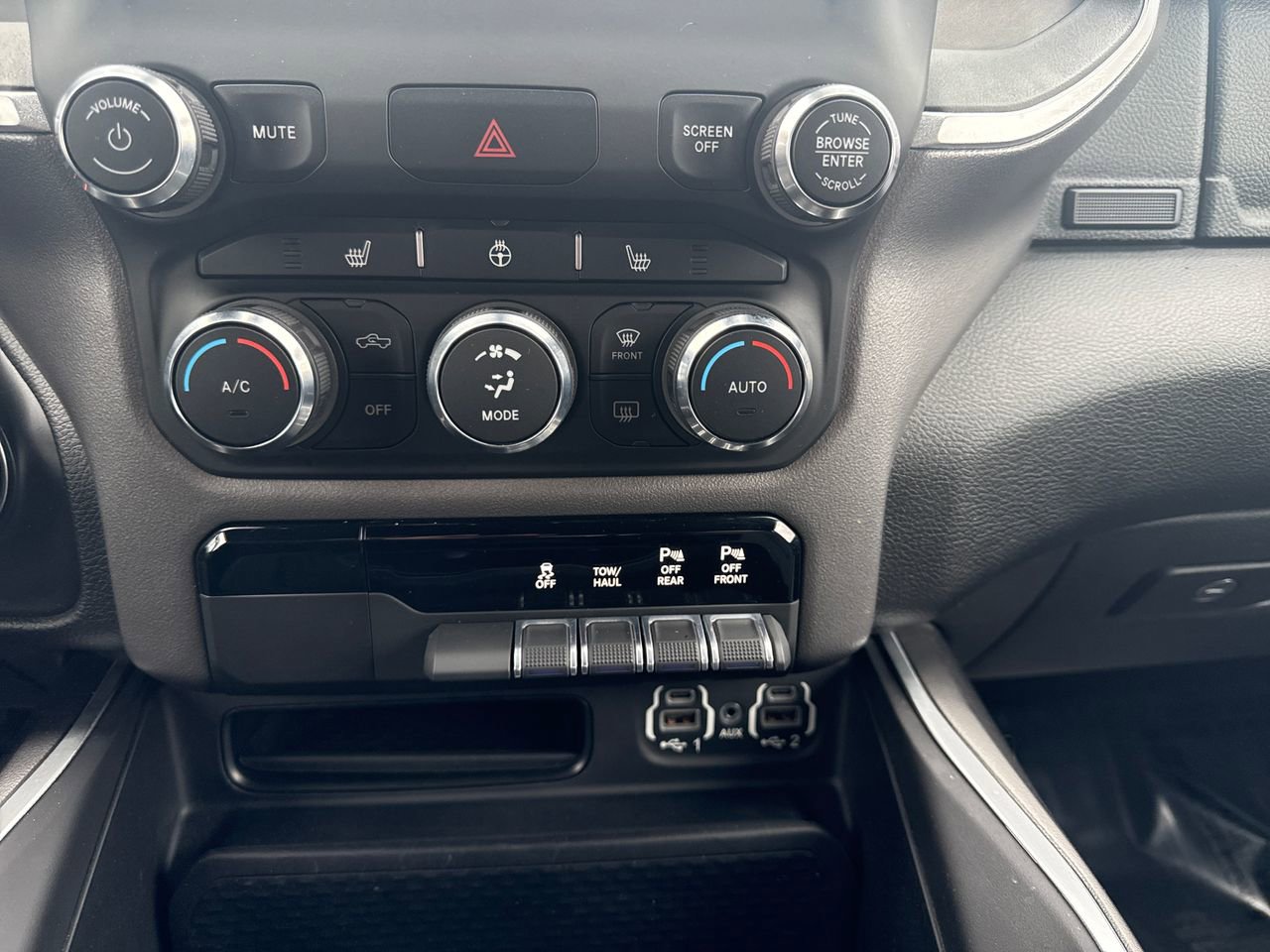 Used 2021 RAM 1500 Big Horn image 21