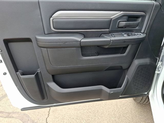 Used 2024 RAM 2500 Tradesman w/ Chrome Appearance Group image 8