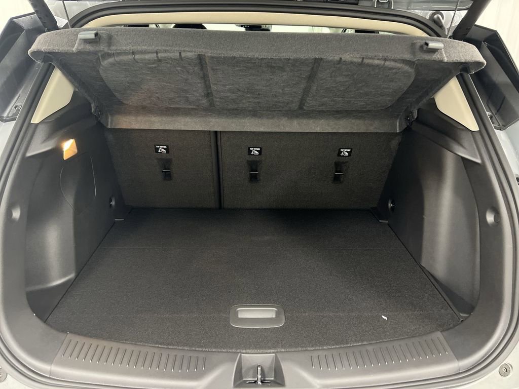 Used 2023 Buick Encore GX Select w/ Sport Touring Package image 23