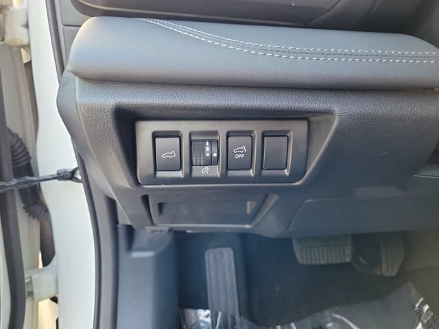 Used 2022 Subaru Outback Limited AWD/4WD image 23
