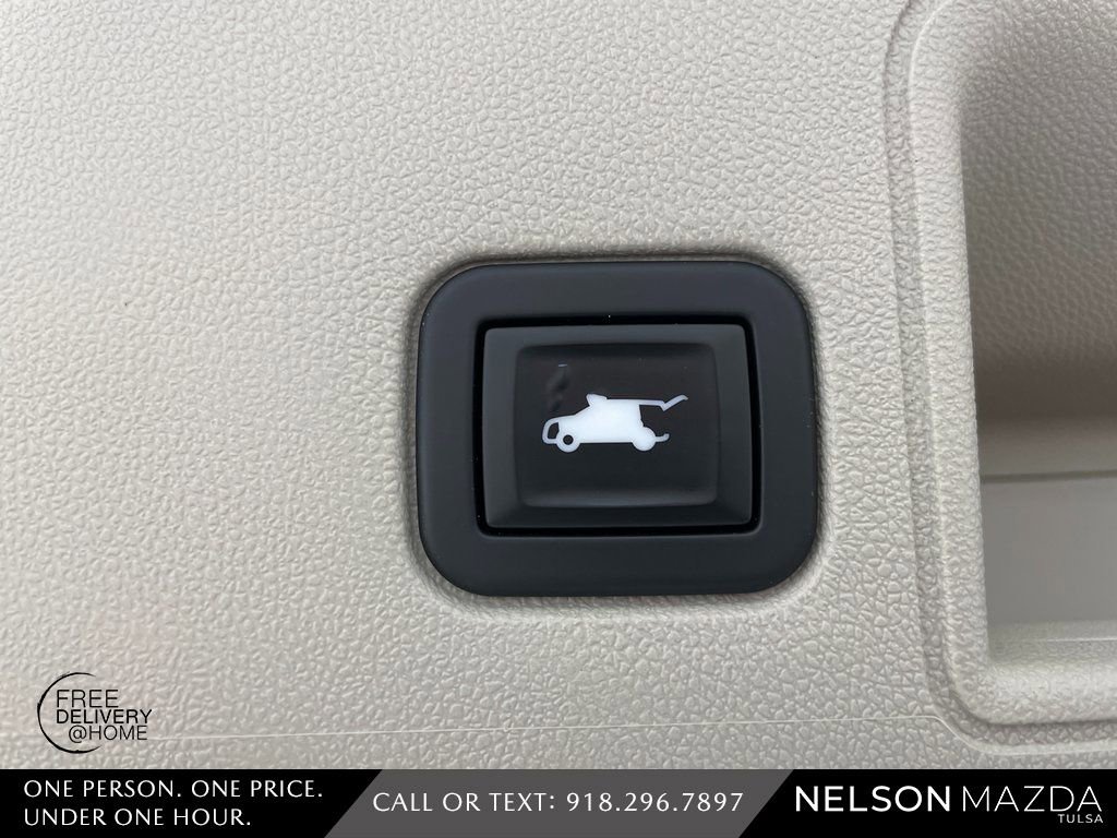 Used 2020 GMC Terrain Denali w/ Denali Premium Package image 36