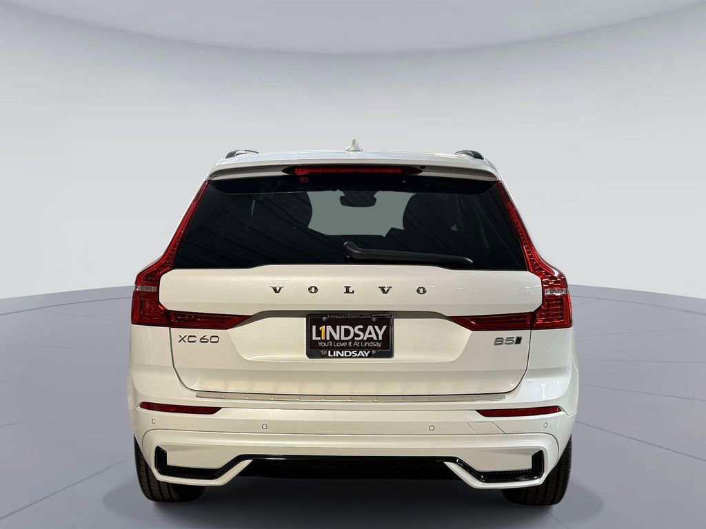 Used 2023 Volvo XC60 B5 Plus w/ Climate Package AWD/4WD image 11
