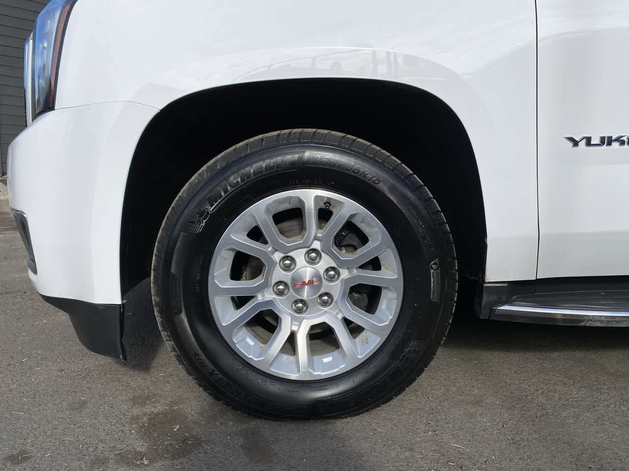 Used 2019 GMC Yukon XL SLT AWD/4WD image 11