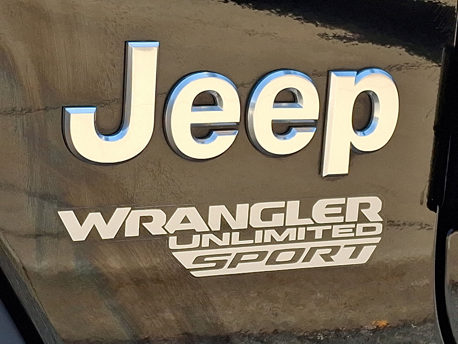 Used 2018 Jeep Wrangler Unlimited Sport AWD/4WD image 29