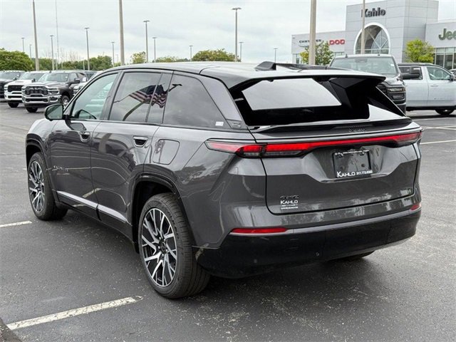 New 2025 Jeep Wagoneer S Limited w/ Comfort Package image 5