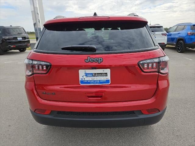New 2027 Jeep Compass Latitude AWD/4WD image 36