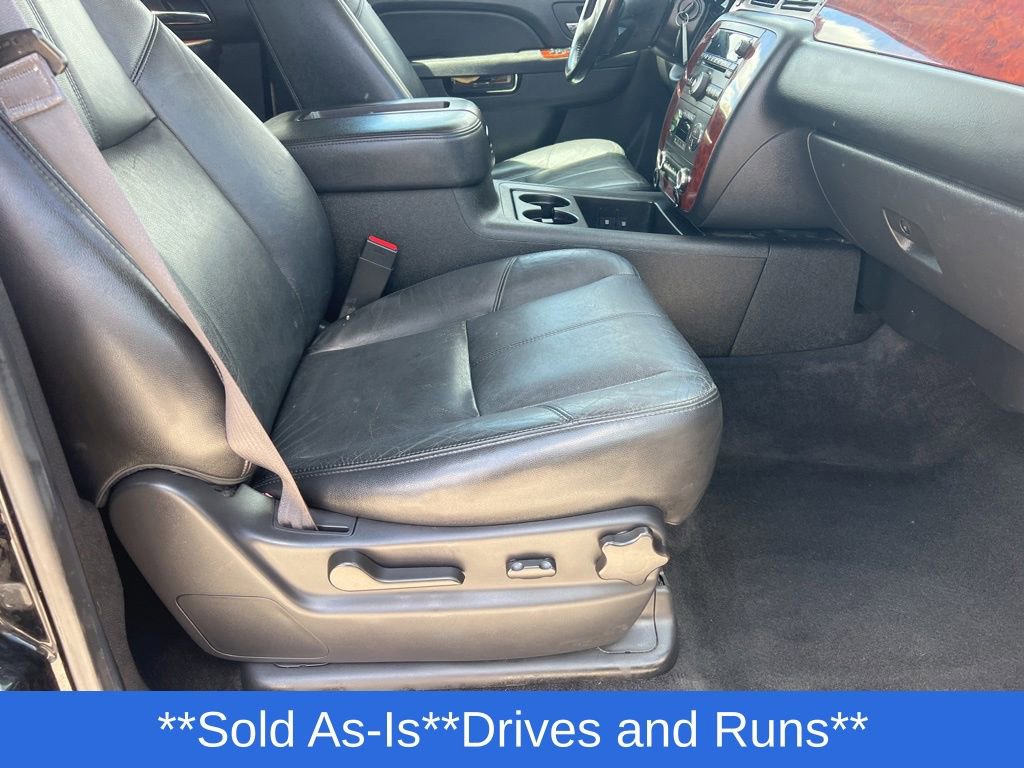 Used 2013 Chevrolet Suburban LT AWD/4WD image 21