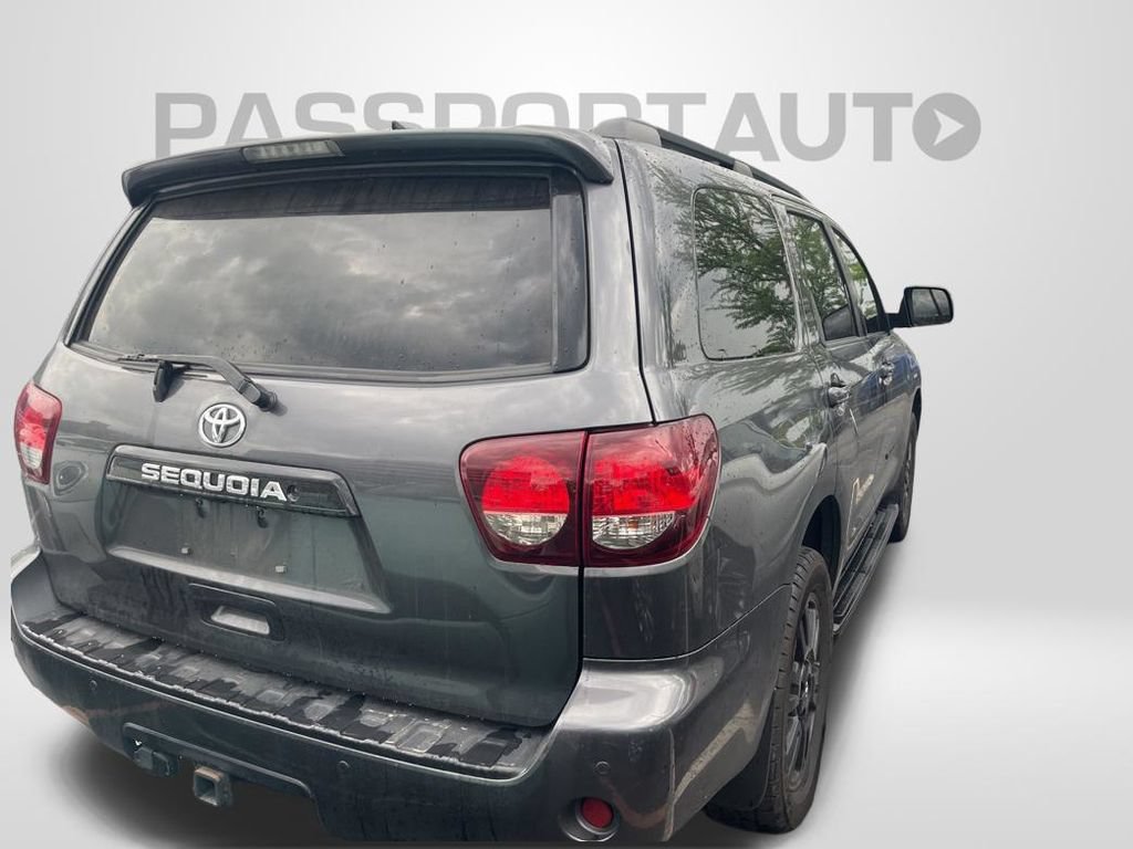 Used 2019 Toyota Sequoia TRD Sport w/ TRD Sport Premium Package AWD/4WD image 10