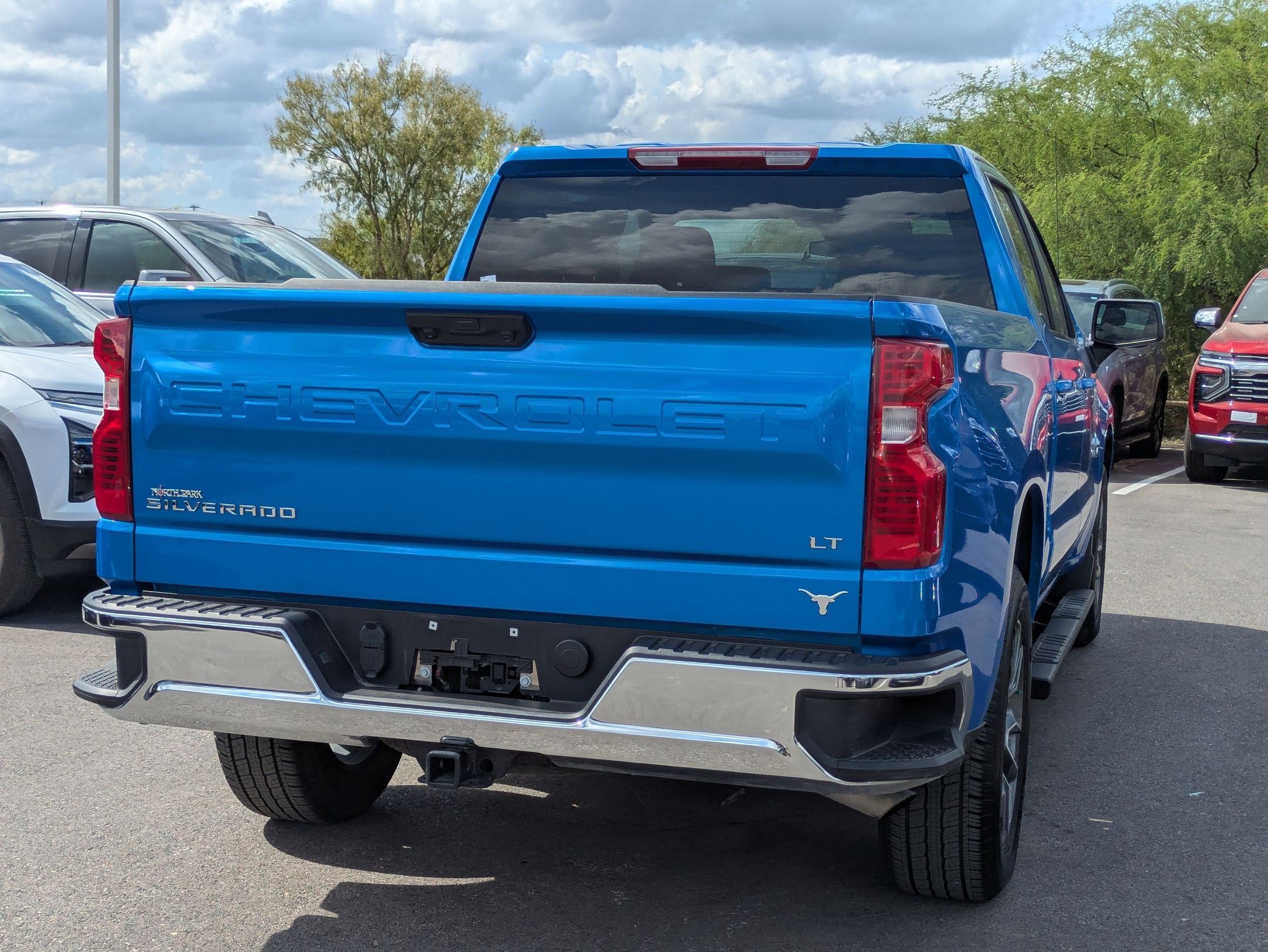 Used 2025 Chevrolet Silverado 1500 LT image 3