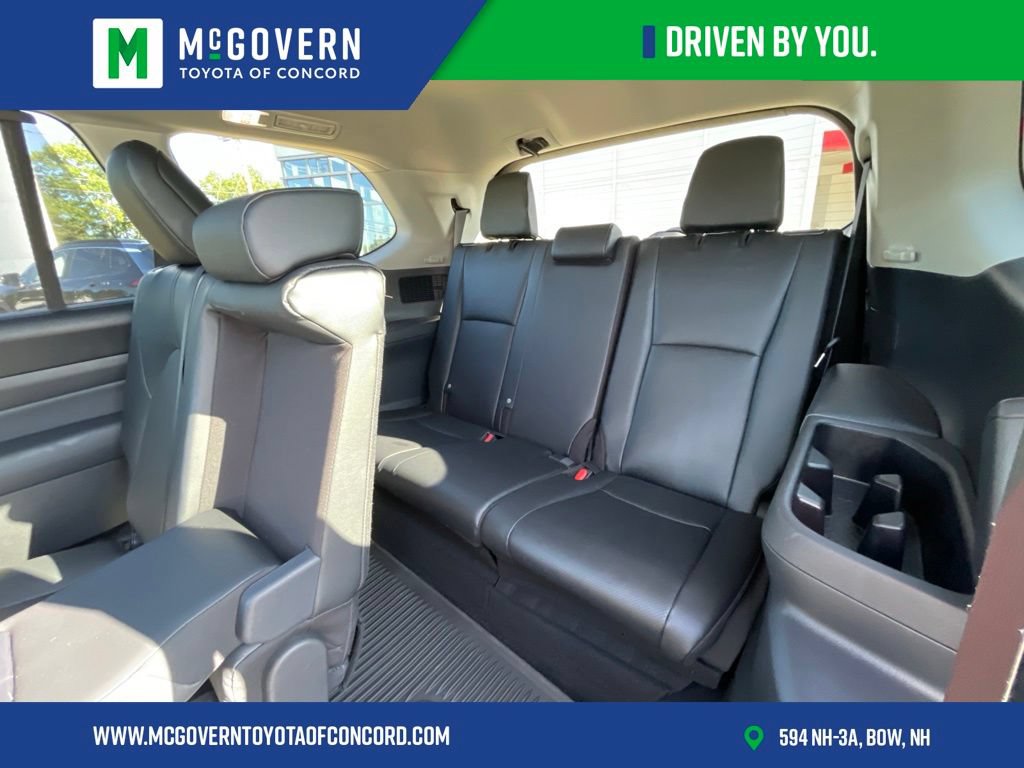 Used 2026 Toyota Grand Highlander AWD image 28