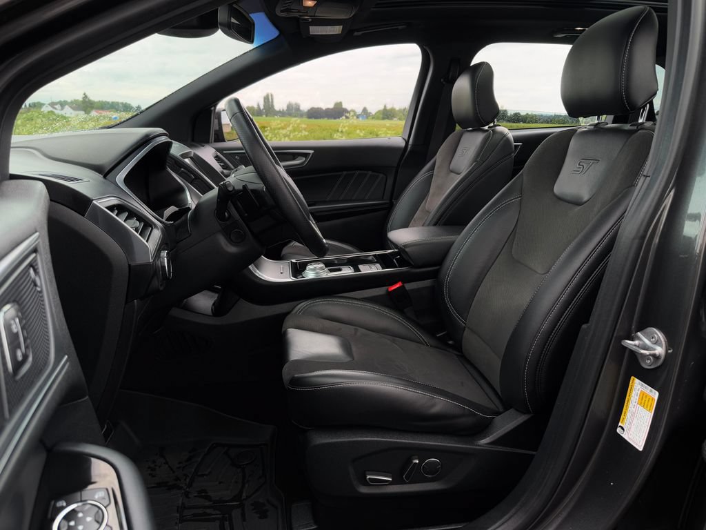 Used 2019 Ford Edge ST AWD/4WD image 9