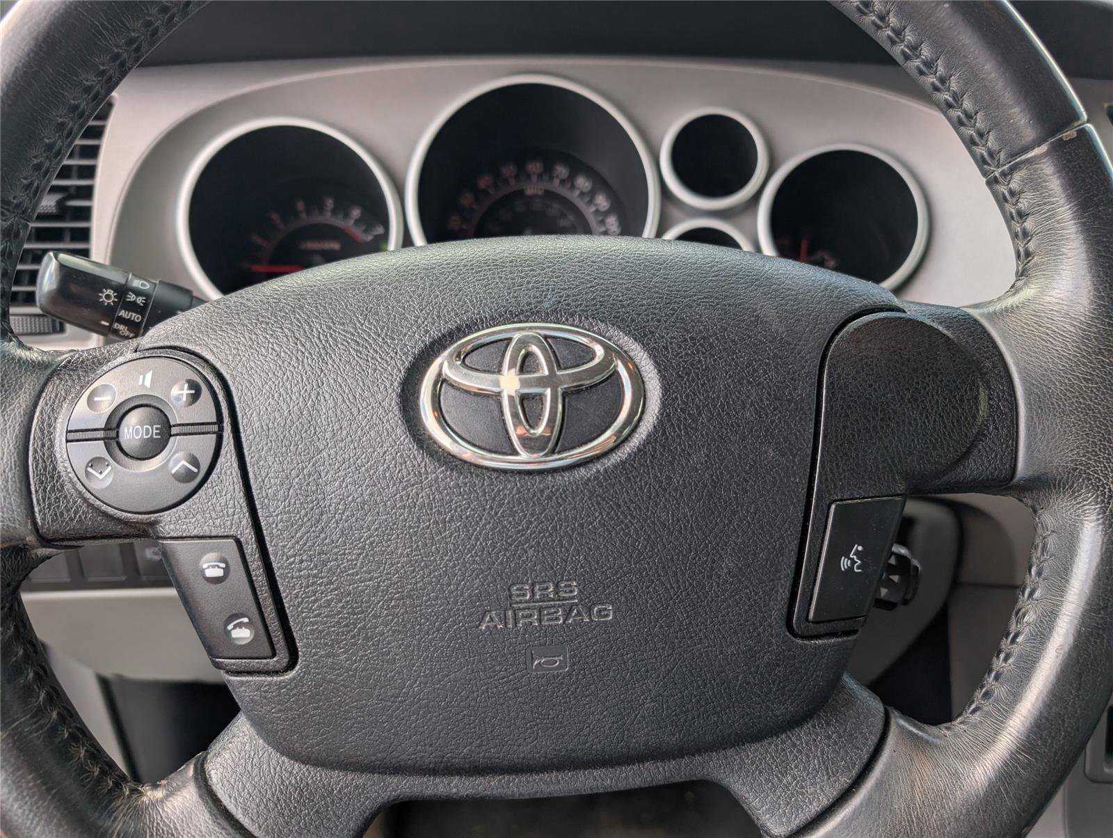 Used 2013 Toyota Sequoia SR5 image 16