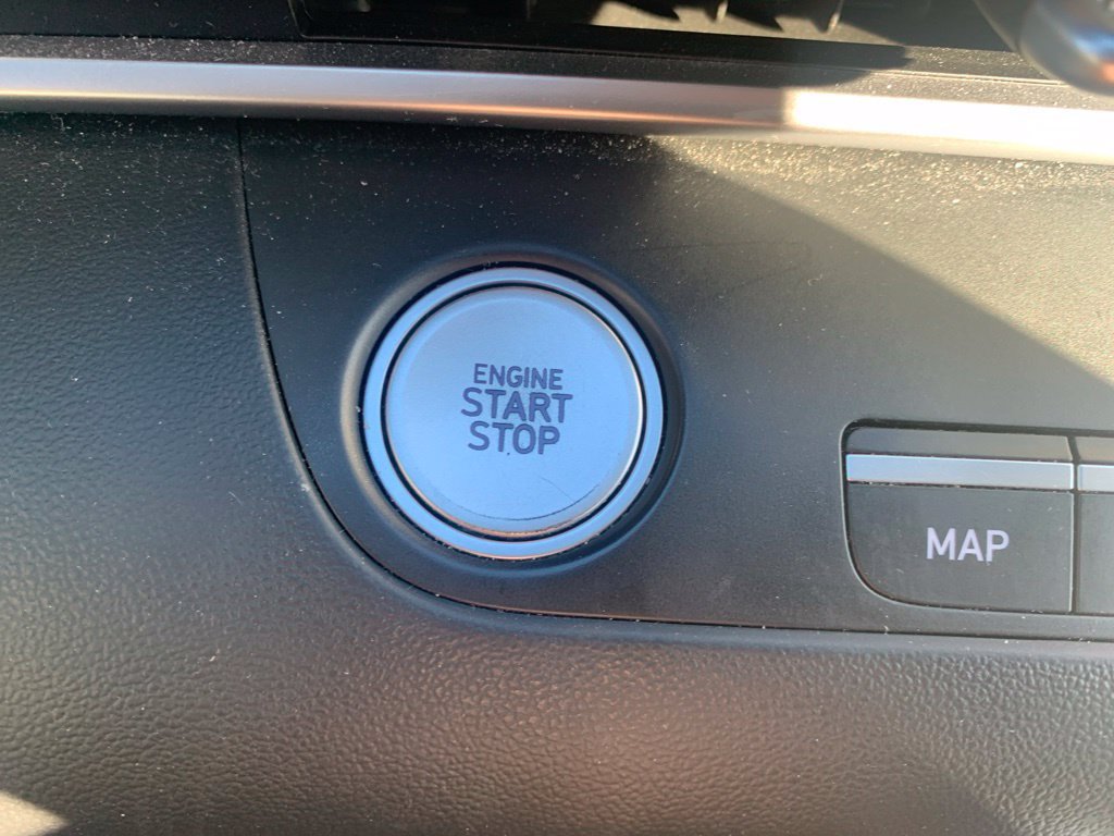 Used 2023 Hyundai Elantra SEL w/ Convenience Package FWD image 20