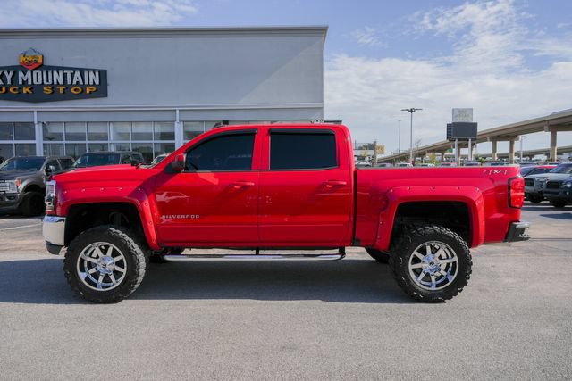 Used 2018 Chevrolet Silverado 1500 LT AWD/4WD image 14