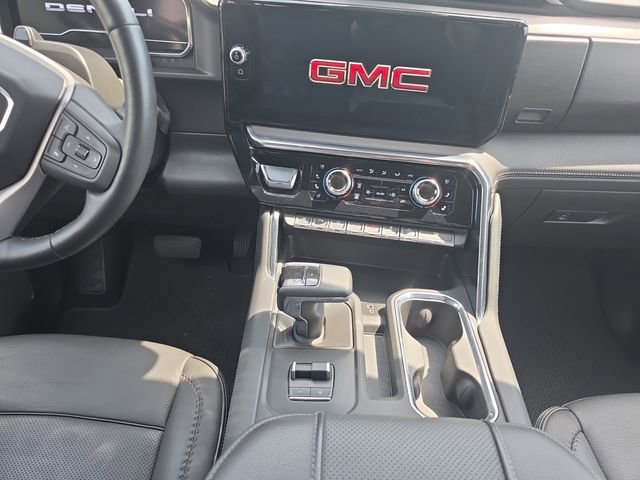 Used 2024 GMC Sierra 1500 Denali AWD/4WD image 11
