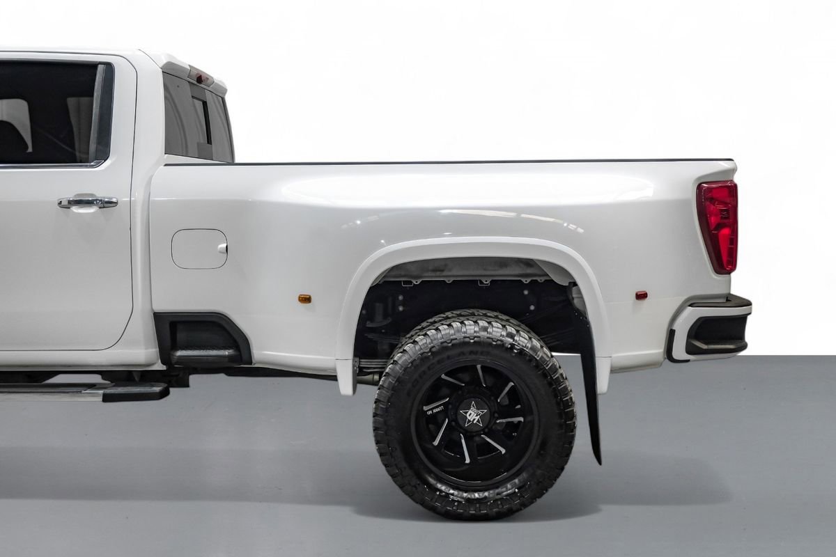 Used 2022 Chevrolet Silverado 3500 High Country image 12