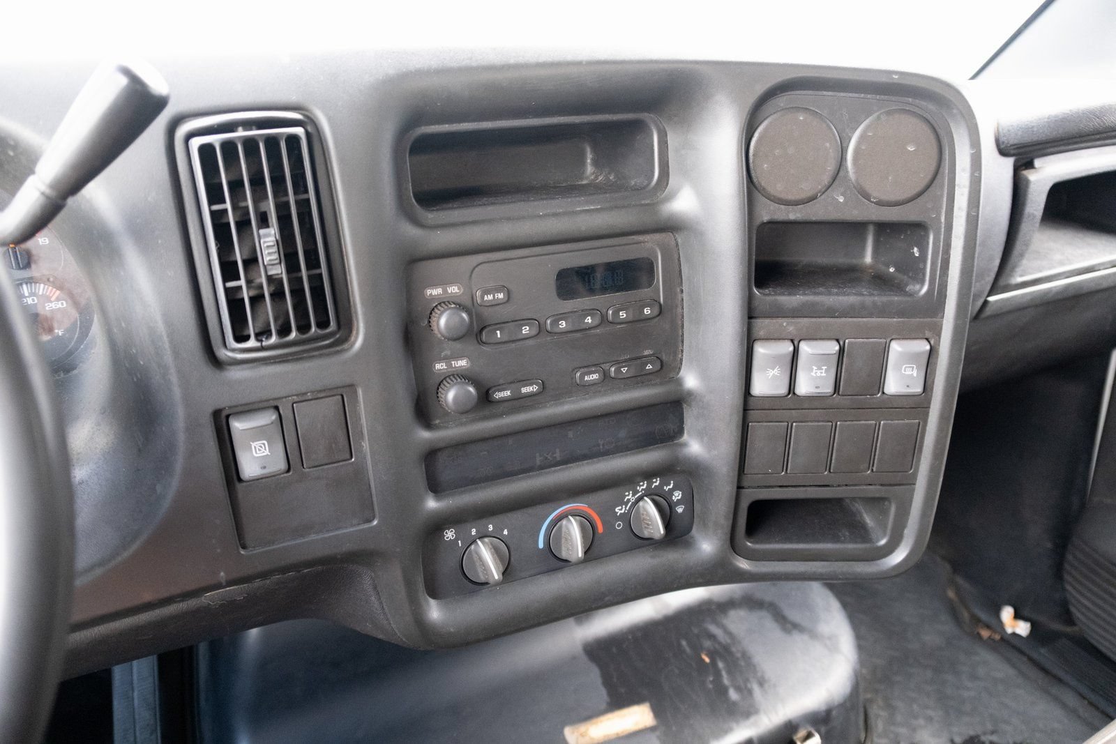 Used 2008 Chevrolet Kodiak C4500 2WD Crew Cab image 3