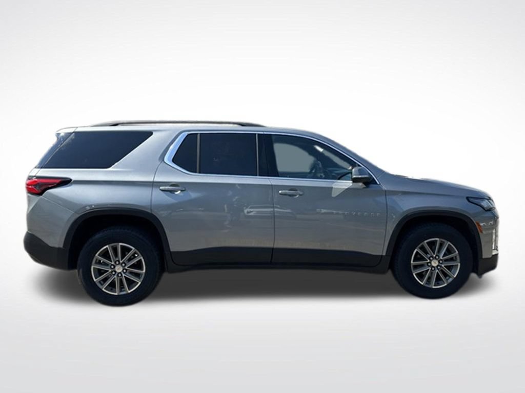 Used 2023 Chevrolet Traverse LT FWD image 7