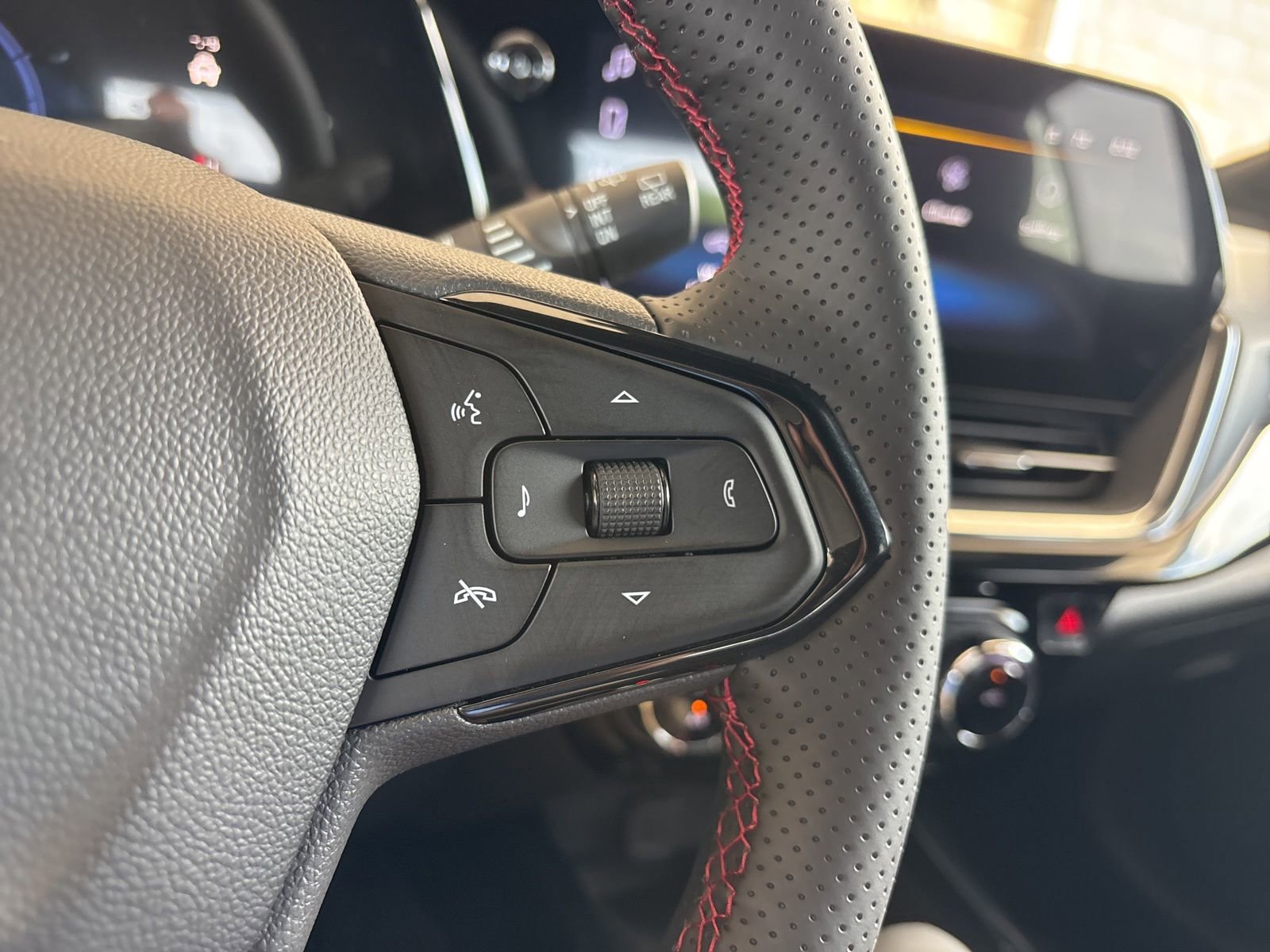 New 2026 Chevrolet Trax RS image 28