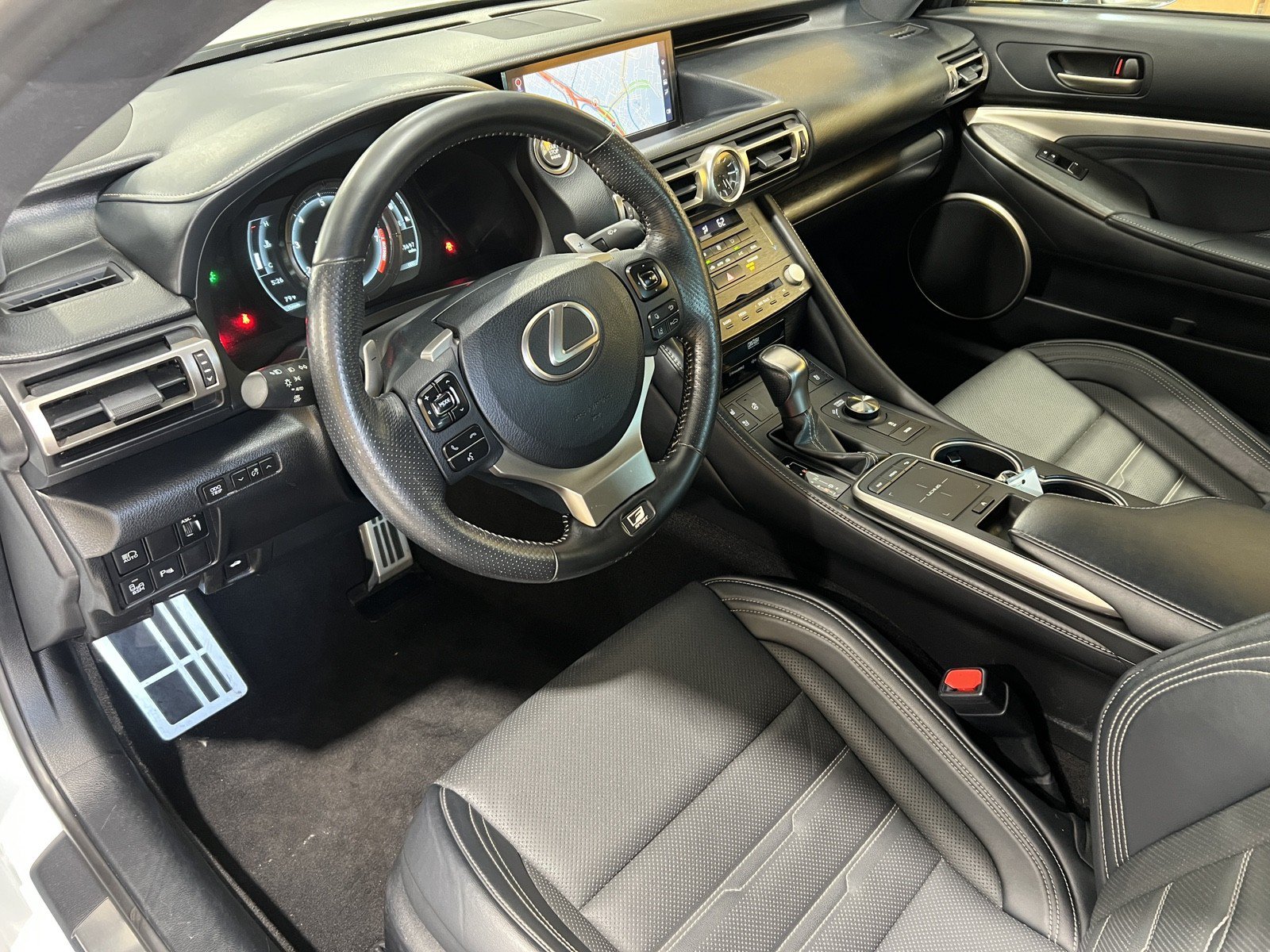 Used 2019 Lexus RC 350 F Sport w/ Accessory Package RWD image 13